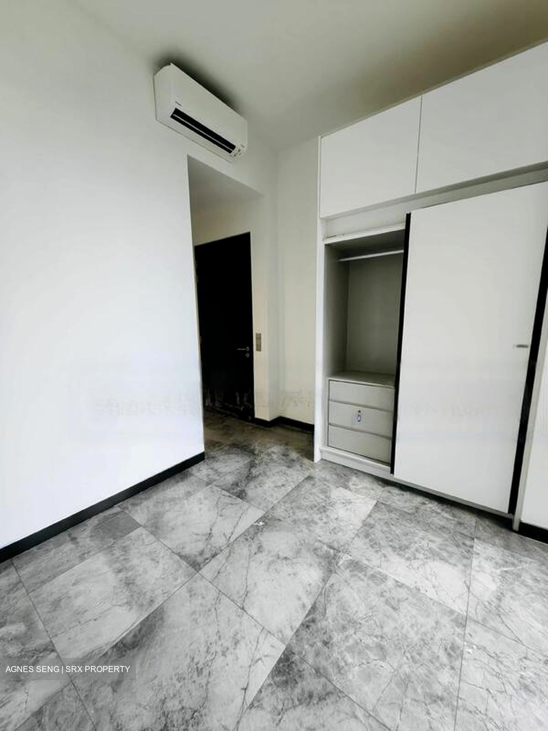 Beach Road (D7), Condominium #462586661